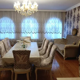 In Binəqədi rayonu 292.0 m² house with 7.0 rooms is for sale - Image 4