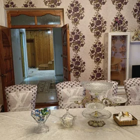 In Binəqədi rayonu 292.0 m² house with 7.0 rooms is for sale - Image 9
