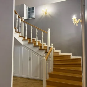 In nan 200.0 m² house with 5.0 rooms is for rent - Image 6