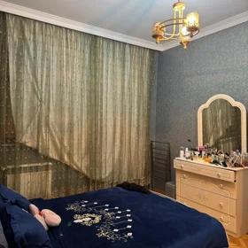 In Baku 70.0 m² apartment is for sale - Image 2