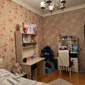 In Baku 70.0 m² apartment is for sale - Image 3