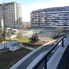 In Binəqədi rayonu 72.0 m² apartment is for sale - Image 2