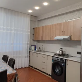 In Baku 120.0 m² apartment is for sale - Image 4