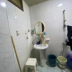 In Baku 48.0 m² apartment is for sale - Image 2