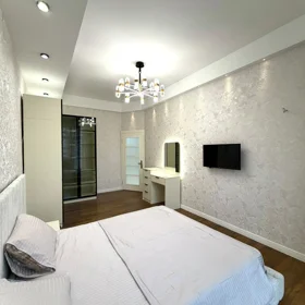 In Baku 107.0 m² apartment is for sale - Image 2