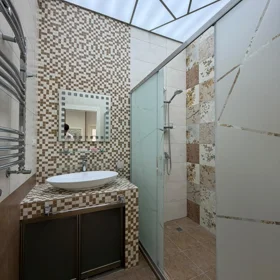 In Baku 107.0 m² apartment is for sale - Image 4