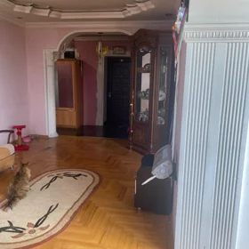 In Baku 75.0 m² apartment is for sale - Image 5