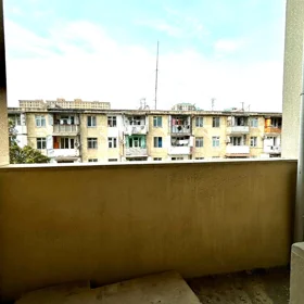 In Baku 122.0 m² apartment is for sale - Image 9