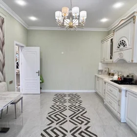 In nan 160.0 m² house with 4.0 rooms is for sale - Image 2
