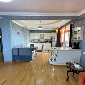 In Baku 100.0 m² apartment is for sale - Image 7
