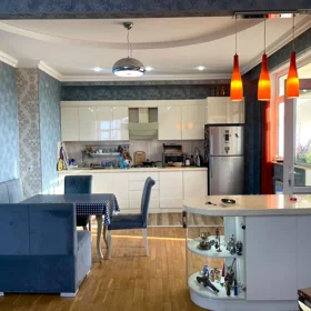 In Baku 100.0 m² apartment is for sale - Image 8