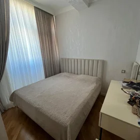 In Baku 152.0 m² apartment is for sale - Image 3