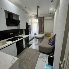 In Baku 152.0 m² apartment is for sale - Image 4