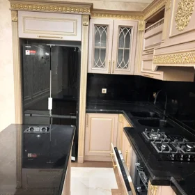 In Baku 130.0 m² apartment is for sale - Image 8