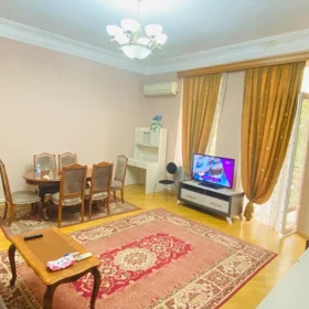 In Baku 90.0 m² apartment is for rent - Image 3