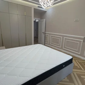 In Baku 139.0 m² apartment is for rent - Image 7