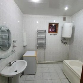 In nan 190.0 m² house with 5.0 rooms is for sale - Image 6