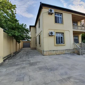 In nan 190.0 m² house with 5.0 rooms is for sale - Image 8