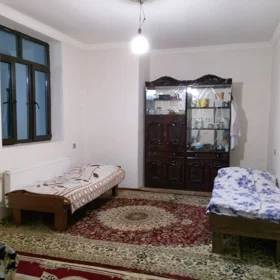 In Baku 250.0 m² house with 6.0 rooms is for sale - Image 4
