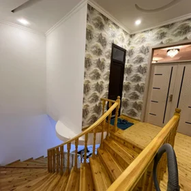 In Baku 250.0 m² house with 6.0 rooms is for sale - Image 9