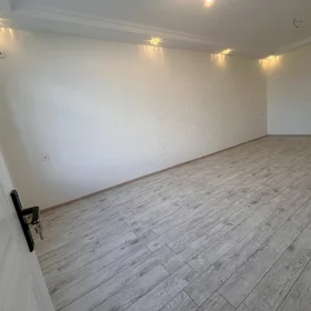 In nan 130.0 m² house with 5.0 rooms is for sale - Image 3