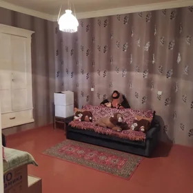 In Ganja 200.0 m² house with 4.0 rooms is for sale - Image 2
