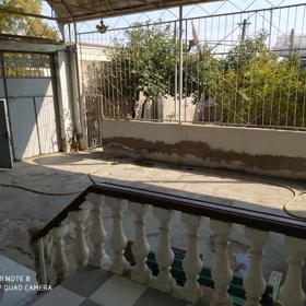 In Ganja 200.0 m² house with 4.0 rooms is for sale - Image 4