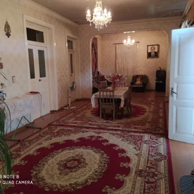 In Ganja 200.0 m² house with 4.0 rooms is for sale - Image 8