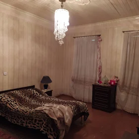 In Ganja 200.0 m² house with 4.0 rooms is for sale - Image 10