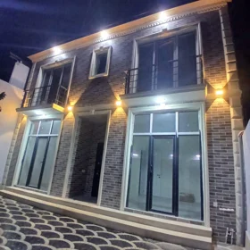 In Khirdalan 180.0 m² house with 6.0 rooms is for sale - Image 3