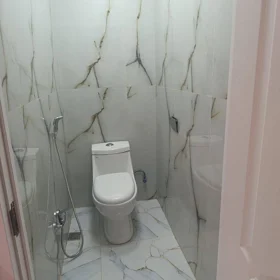 In Baku 90.0 m² apartment is for sale - Image 7