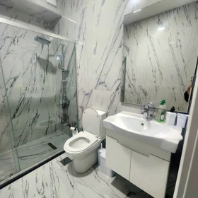 In Baku 90.0 m² apartment is for rent - Image 9
