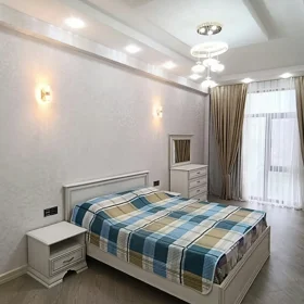 In Baku 98.0 m² apartment is for rent - Image 5