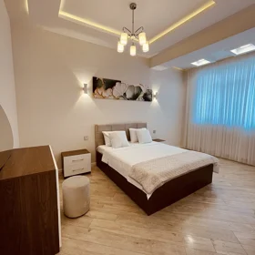 In Baku 100.0 m² apartment is for rent - Image 9
