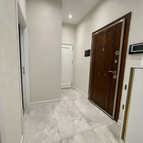 In Baku 70.0 m² apartment is for rent - Image 3