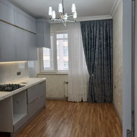 In Baku 80.0 m² apartment is for sale - Image 3