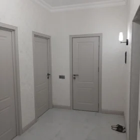 In Baku 80.0 m² apartment is for sale - Image 4