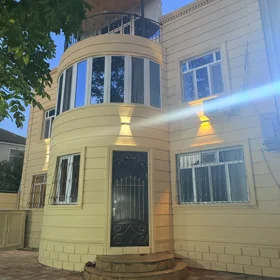 In Baku 180.0 m² house with 4.0 rooms is for rent - Image 4
