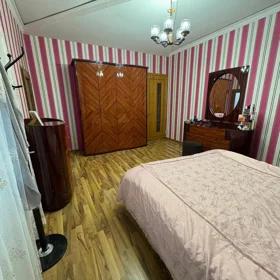 In Baku 180.0 m² house with 4.0 rooms is for rent - Image 10