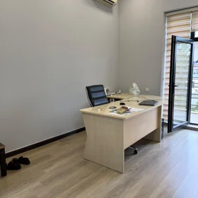 In Baku 210.0 m² office is for rent - Image 4