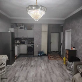 In Baku 65.0 m² apartment is for sale - Image 3