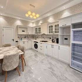 In Baku 95.0 m² apartment is for rent - Image 8
