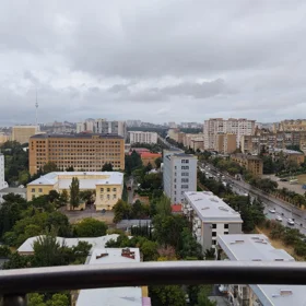 In Baku 180.0 m² apartment is for sale - Image 4