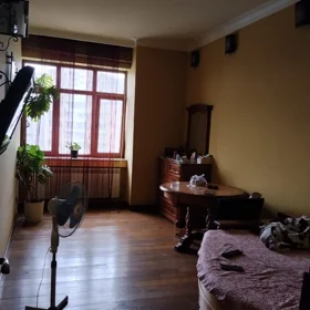 In Baku 180.0 m² apartment is for sale - Image 7
