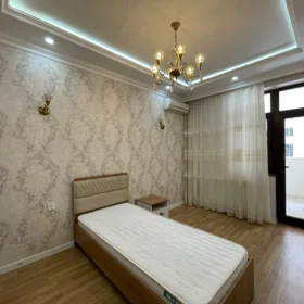 In Baku 120.0 m² apartment is for rent - Image 2
