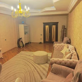 In Baku 140.0 m² apartment is for rent - Image 4