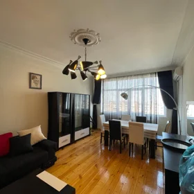 In Baku 93.0 m² apartment is for sale - Image 4