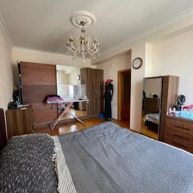 In Baku 93.0 m² apartment is for sale - Image 9
