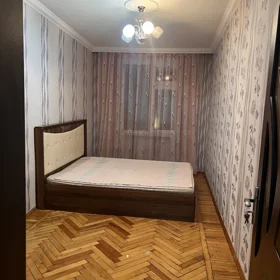 In Baku 62.0 m² apartment is for rent - Image 2