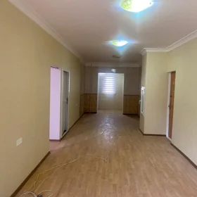 In Baku 100.0 m² commercial is for rent - Image 3